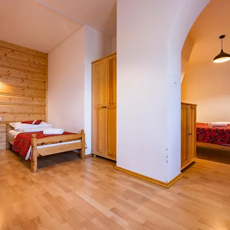 Bed & Breakfast Goscinne Goraleczka 2*